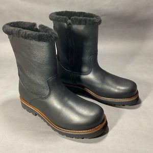 Samuel Hubbard Snow Lodge 2 shearling lined boots, new, size 9 wide